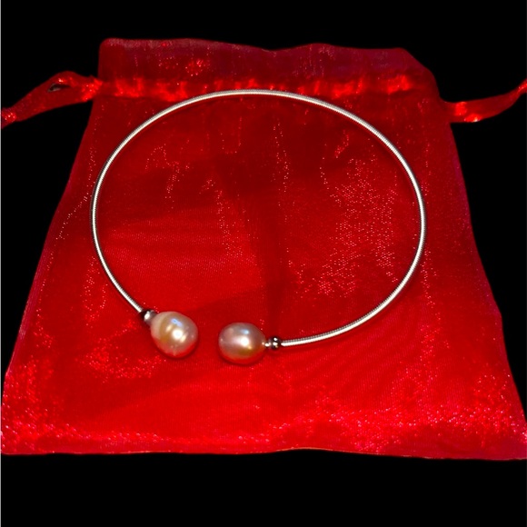 *new* Freshwater Pearl Silver Plated
Cuff Bracelet - Picture 1 of 8